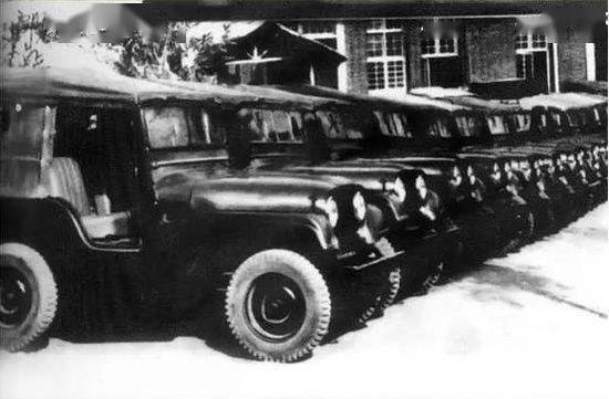 1958年,長江牌46型吉普試製成功,和北汽井岡山牌轎車同齡.