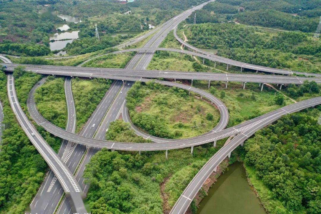 最新带你用上帝视角俯瞰不一样的罗定