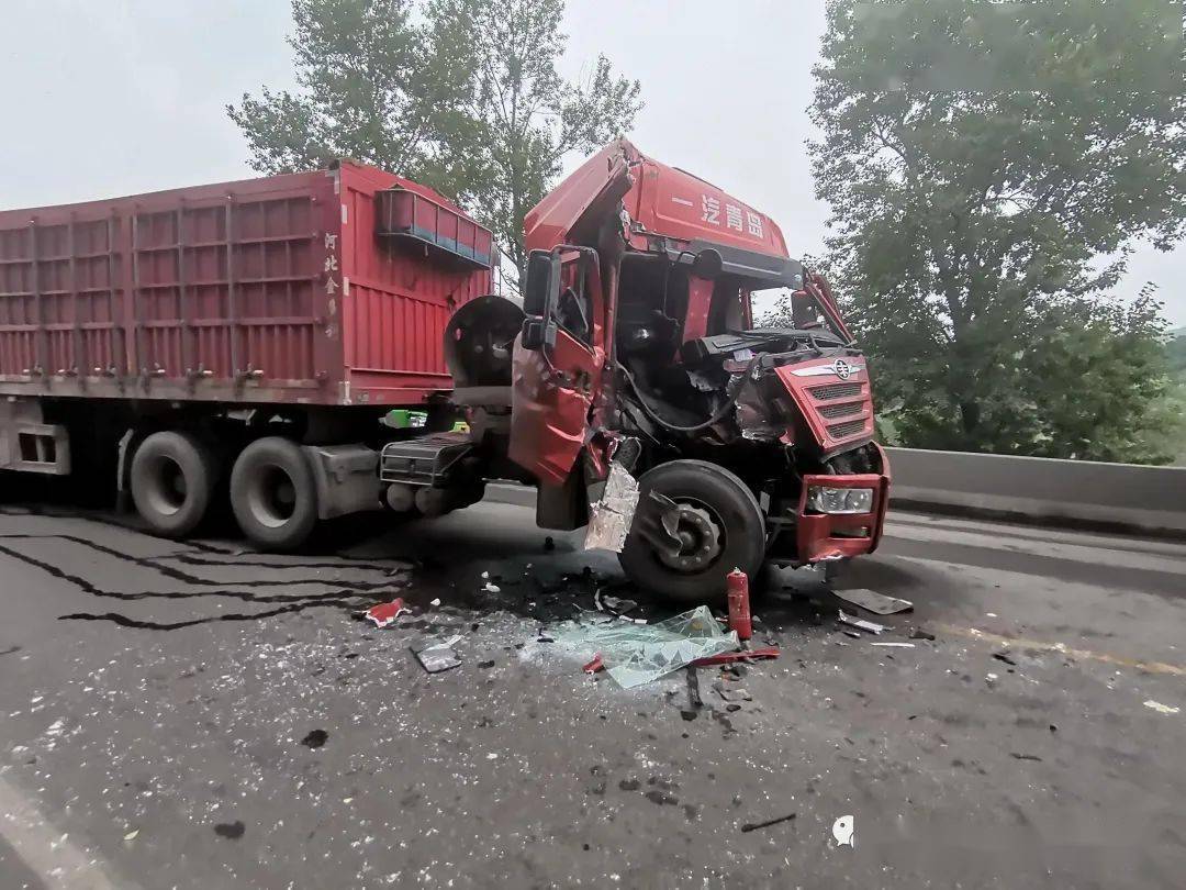 间隔不到一天,井陉天长镇两地发生大车事故!原因