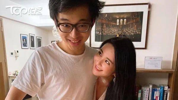 林作裕美拍拖林作为裕美庆祝32岁生日狂吻女友天公作美