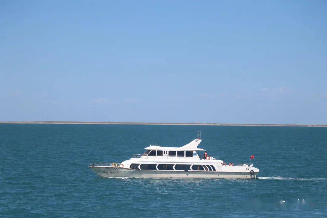 【旅游我推荐】青海湖坐游轮,玩出新时尚