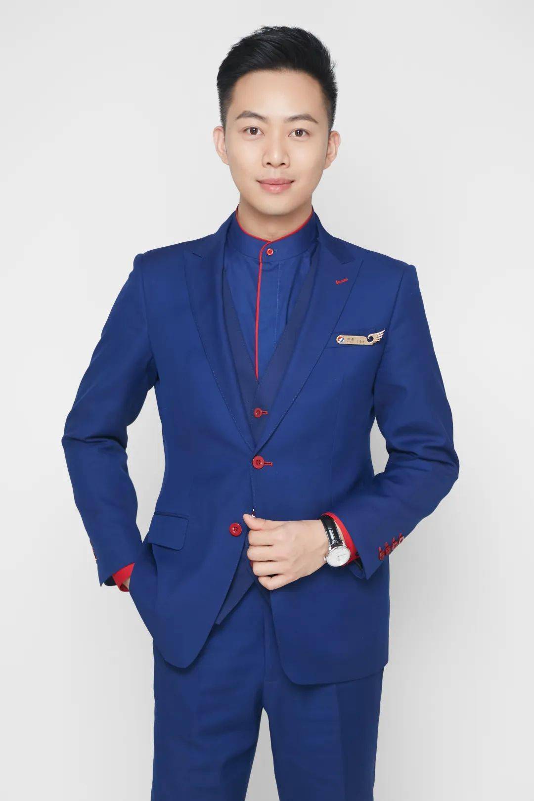 见证与成长丨讲述我的河航故事 空中乘务部郑磊_河北