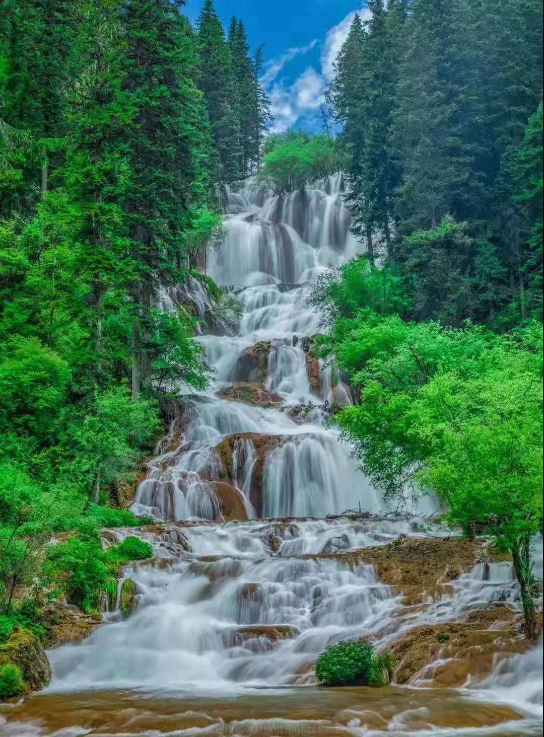 重庆九寨沟,7月16日复航 沿线景点太"养眼"