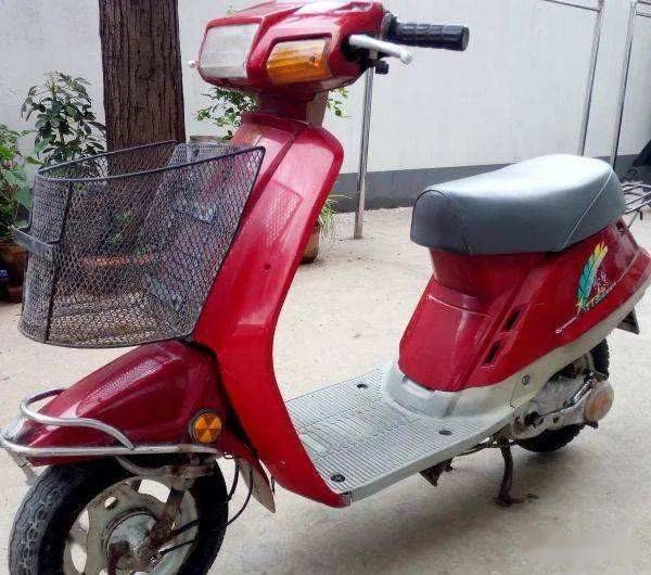 与乘风破浪姐姐们同岁的摩托车下丨视界