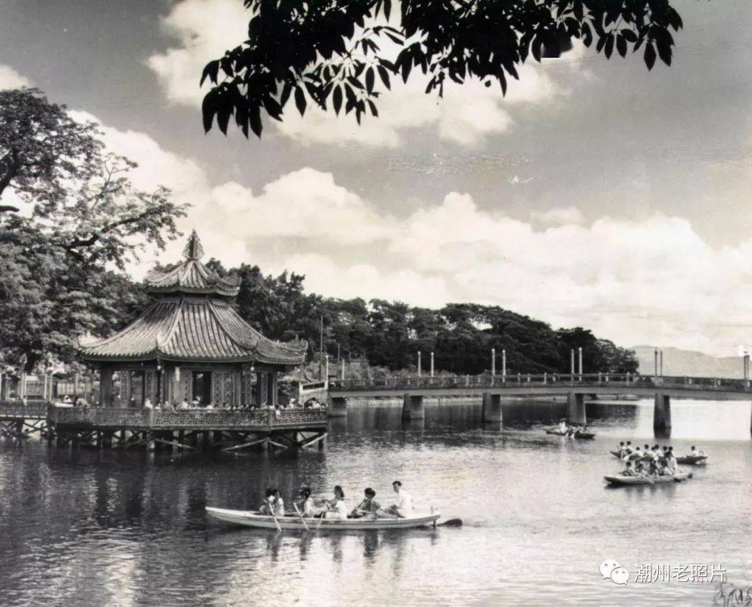 西湖的一个夏季星期天▼《潮州市文物志》记载,1963年,著名作家老舍