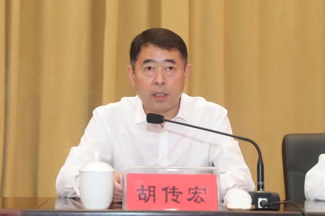 坚定信心抓攻坚 强势突破快发展!