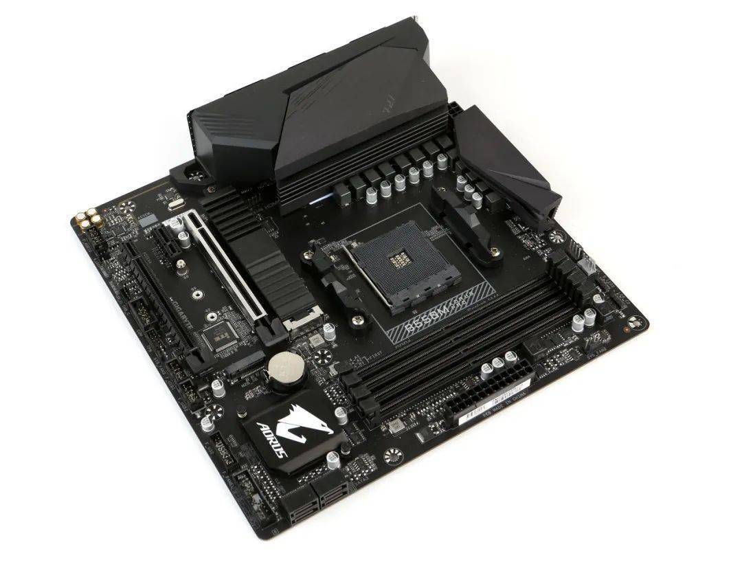 来看看高性价比b550主板如何突破4.5ghz?_手机搜狐网