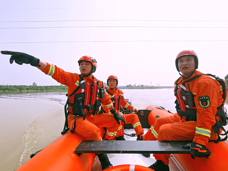 安徽消防跨区域增援江西抗洪抢险突击队每日救援尖兵风采录二