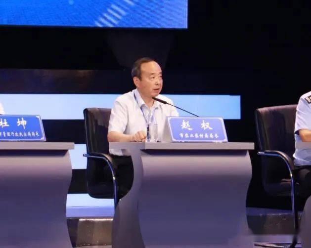 昨晚犀利问政六安6位一把手送珍藏春联曝无人管理