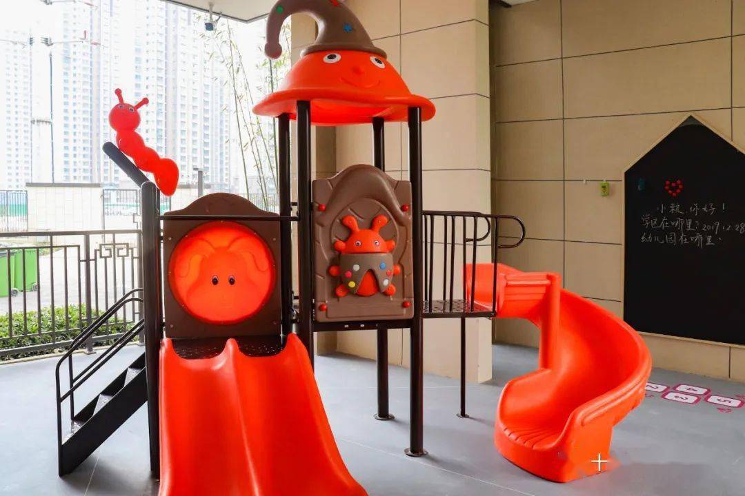 儿童活动区childrens activity area植物象征着生命的力量, 设计师在