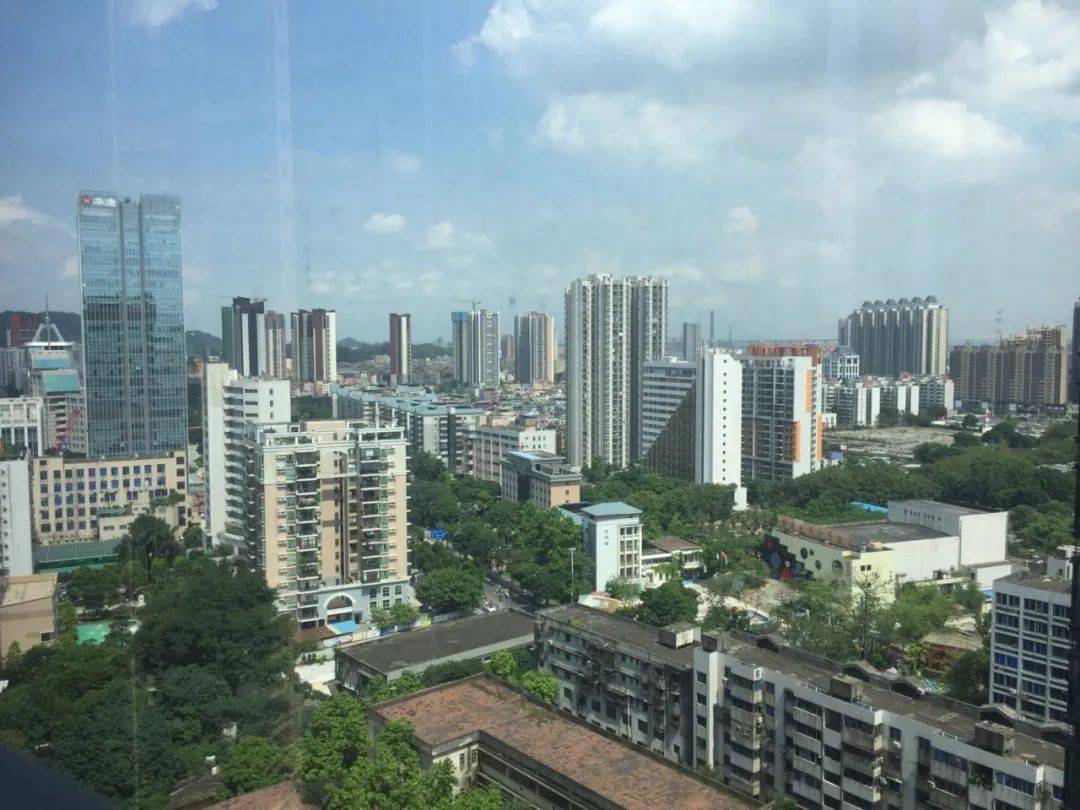 黄埔老城区5号线大沙地站400米均价23万周末约房看起来