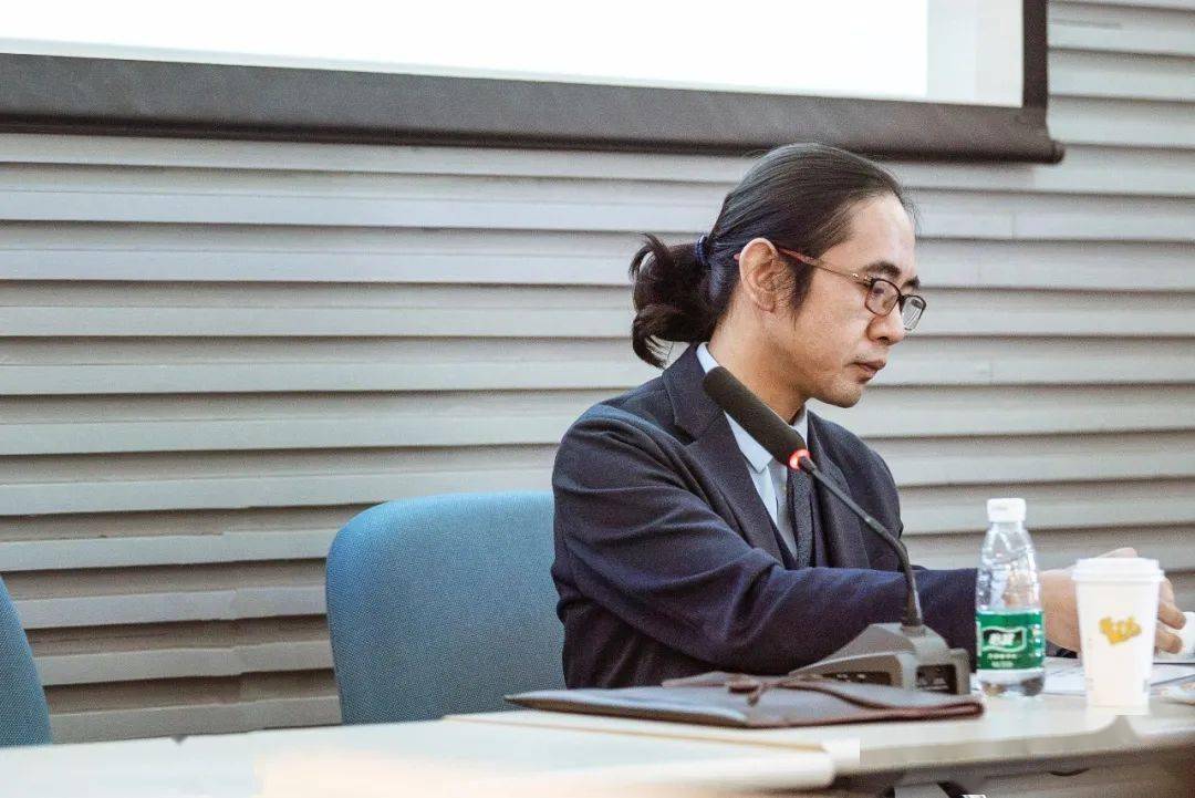 《2020摄影日记》终选作品|刘海川:《洞见江城》