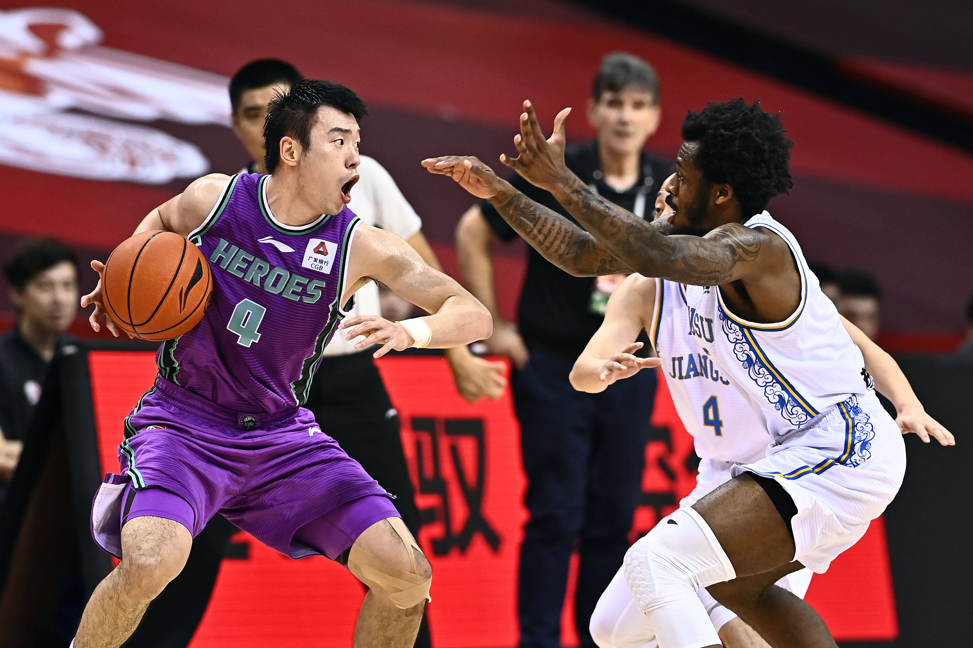 篮球——cba复赛第二阶段:苏州肯帝亚迎战山东西王