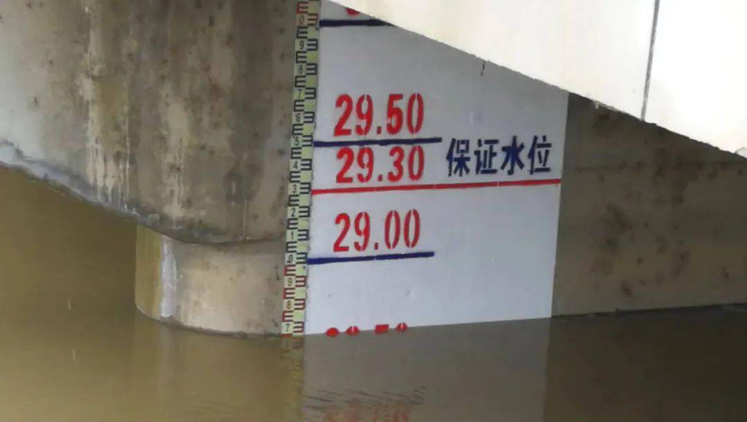 64米超警戒水位1.14米平均每小时涨6厘米洪河方集水位28.