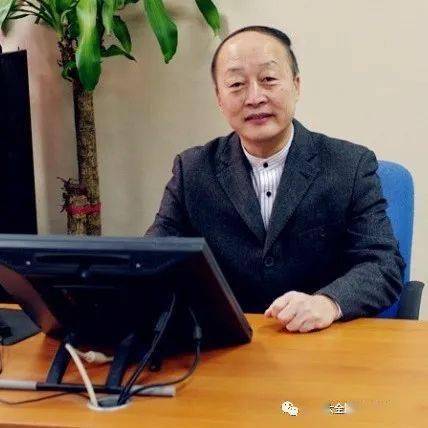 教授,北京第二实验小学芦咏莉校长,北京师范大学实验小学吴建民校长