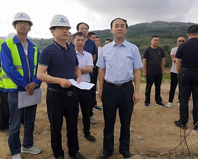 孙根林调研指导污水处理项目建设和棚户区改造工作_礼县