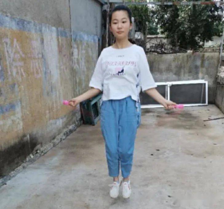 快乐过暑假活动促成长王庄中心小学六年级一班学生暑假生活纪实