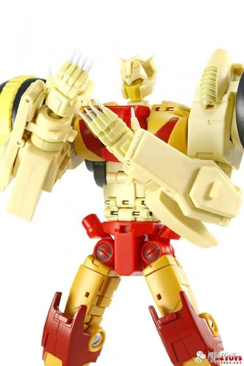 【转载】变形金刚非官方 mmc r-45 漫画造型 郭文&发条 套装