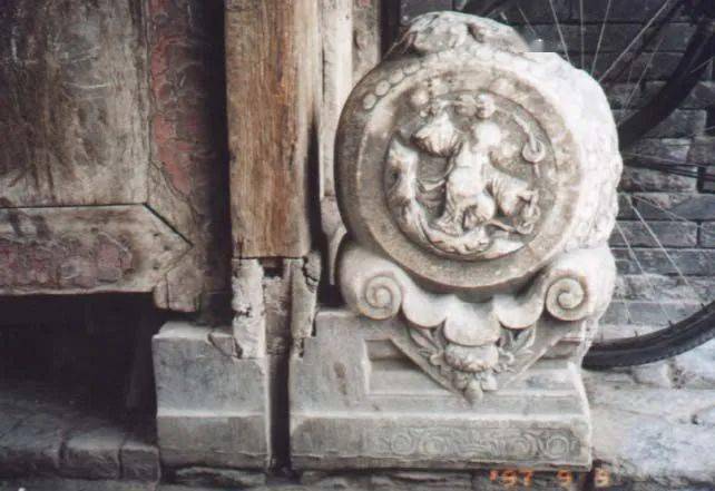 探索古建筑中门的奥秘|门、门墩、门钉_大门