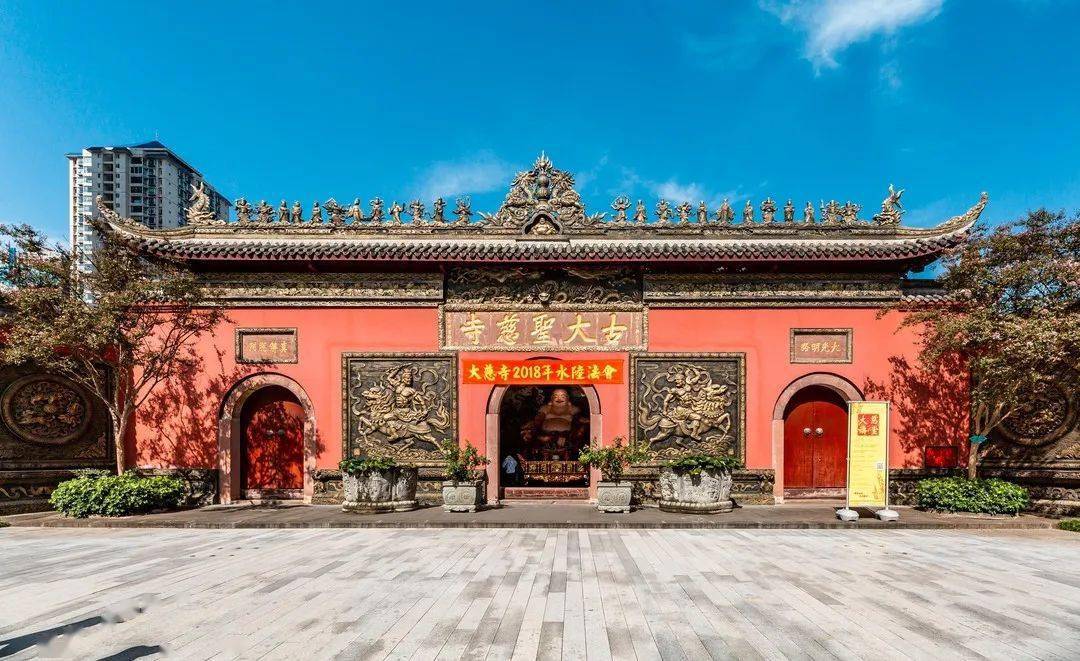 早在2002年,成都启动了大慈寺片区的改造.