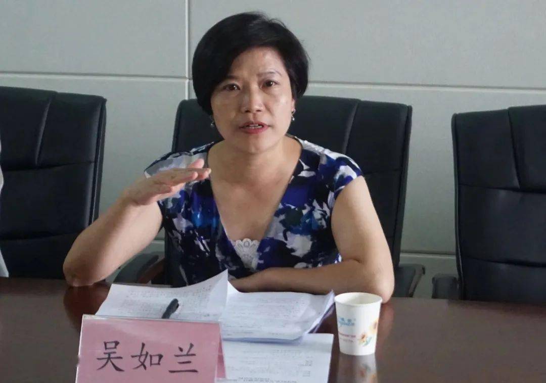 燃情岁月昨日启动八师副师长石河子市副市长吴如兰出席并作动员讲话