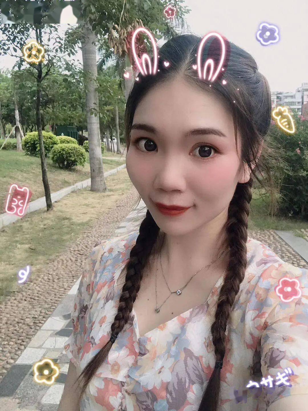 【单身推荐】95年漂亮乖巧行政妹子,东莞人,经济独立,喜欢旅行