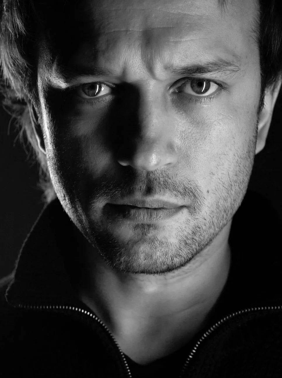 《柏林孤影》:是什么使实力派演员蜂拥而至?