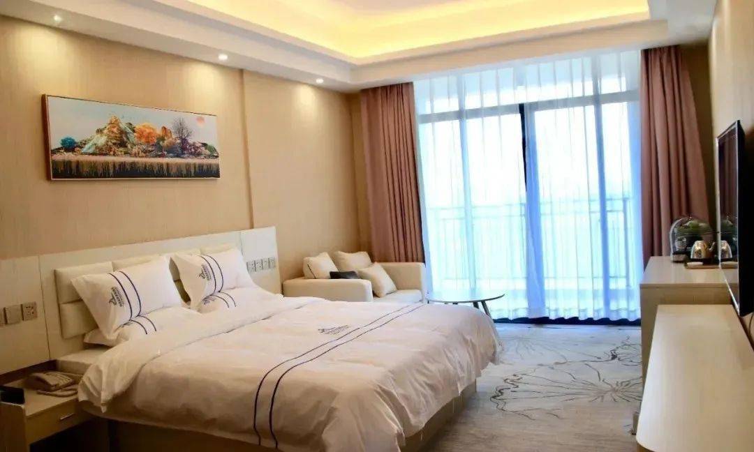 268元住丰顺温泉酒店!无限次温泉,1.5小时直达!