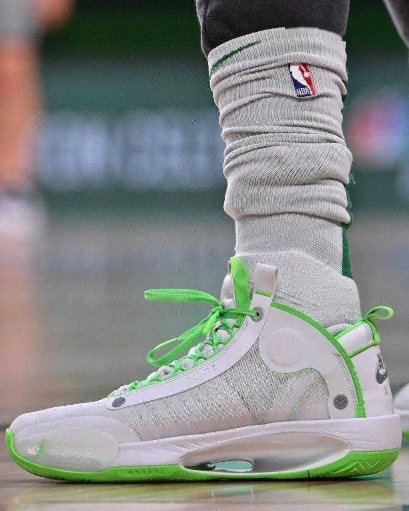 塔图姆 air jordan 34 pe