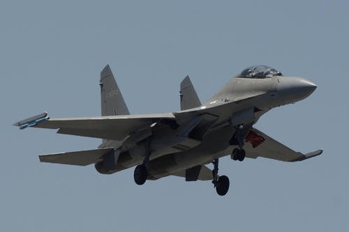 法制阵风战机到货,印度空军参谋长亲自迎接