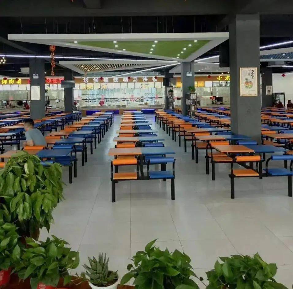 快来淮工神仙食堂寻找你的最爱吧