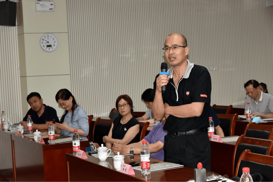 墨下绘真清笔中藏诗意福州海关与福建省中行共同举办书画作品品鉴会