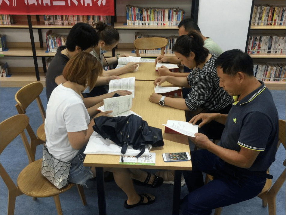 环翠区图书馆开展中华人民共和国民法典法治宣传活动