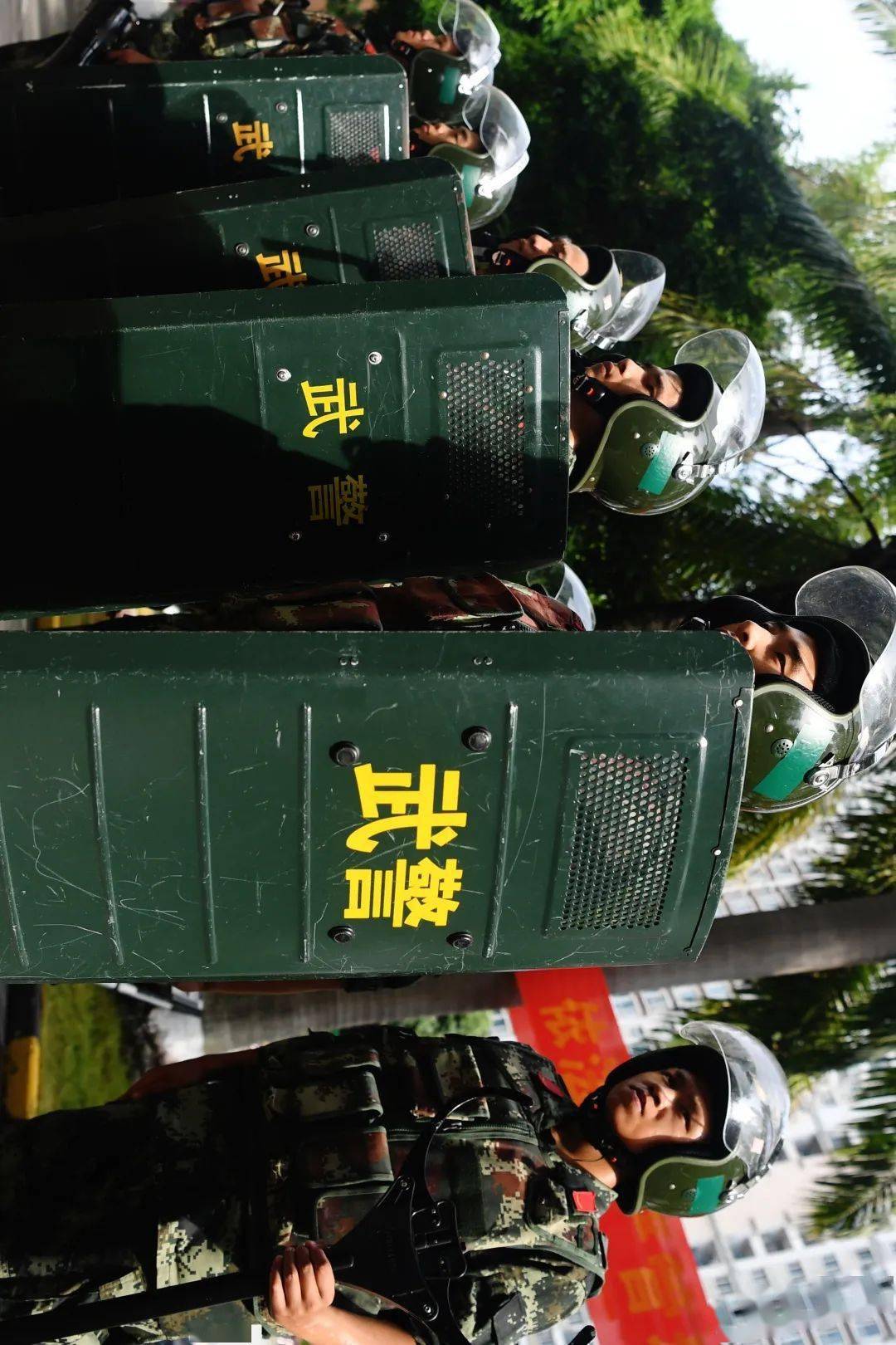 深圳湾武警图片