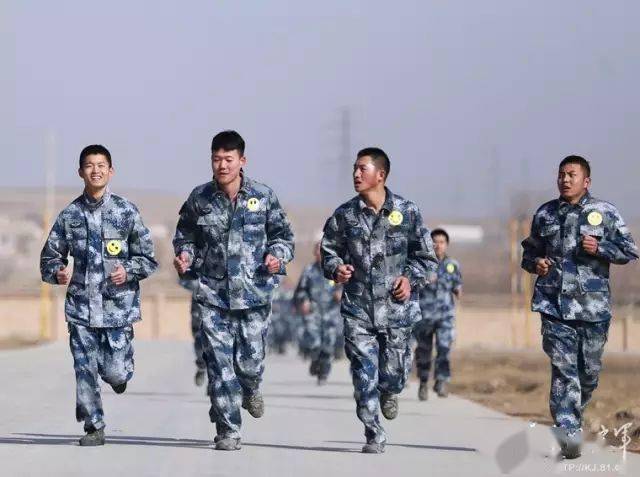 军人生来要跑步关于跑步我想对你说