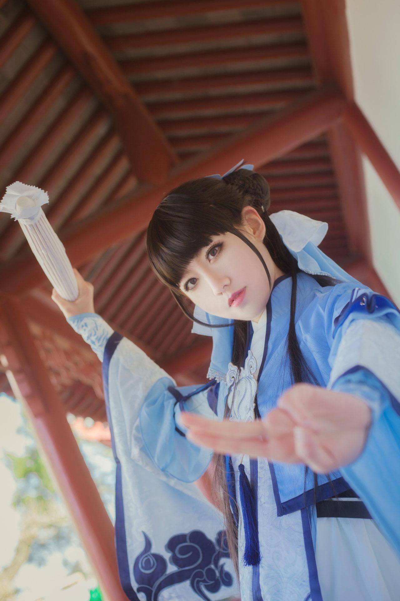 剑网三雪河咩萝cosplay