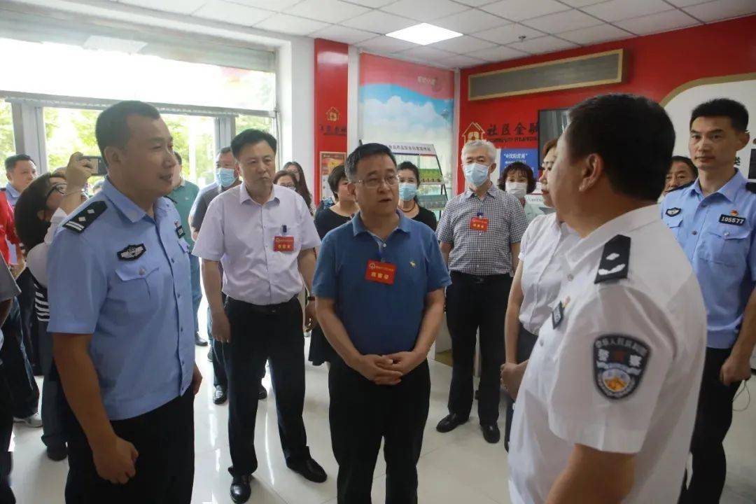 创新基层社会治理工作,区人大常委会主任金光熙,副主任刘汉君,顾瑛,卫