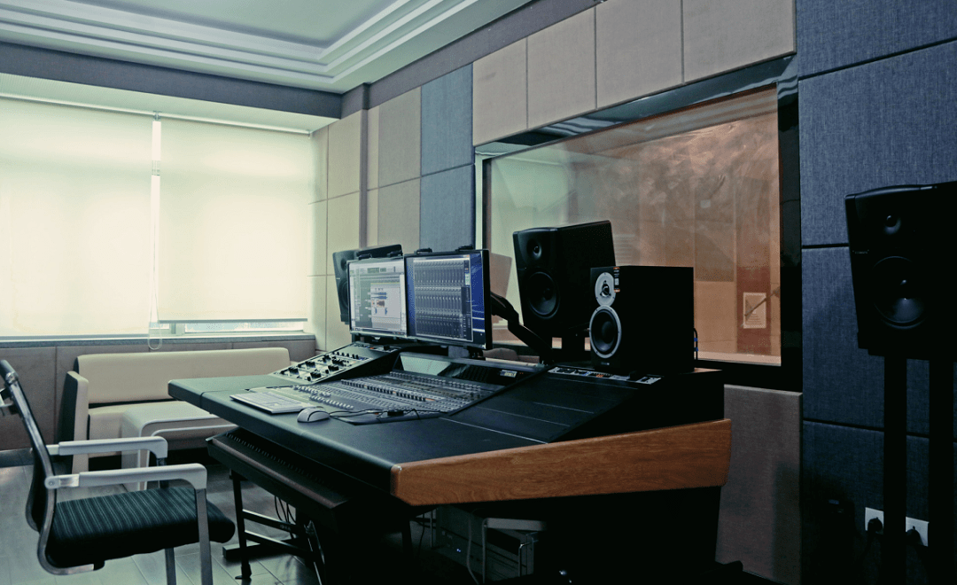 云阳的音乐达人们,来这里免费享用最专业的录音棚吧!