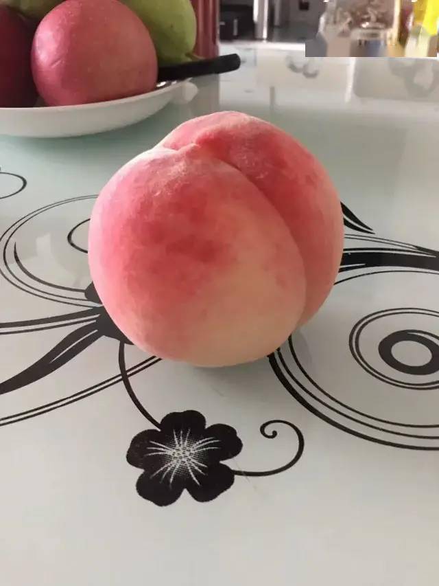 错过等明年平谷现摘久保大桃个儿大脆甜京津冀包邮