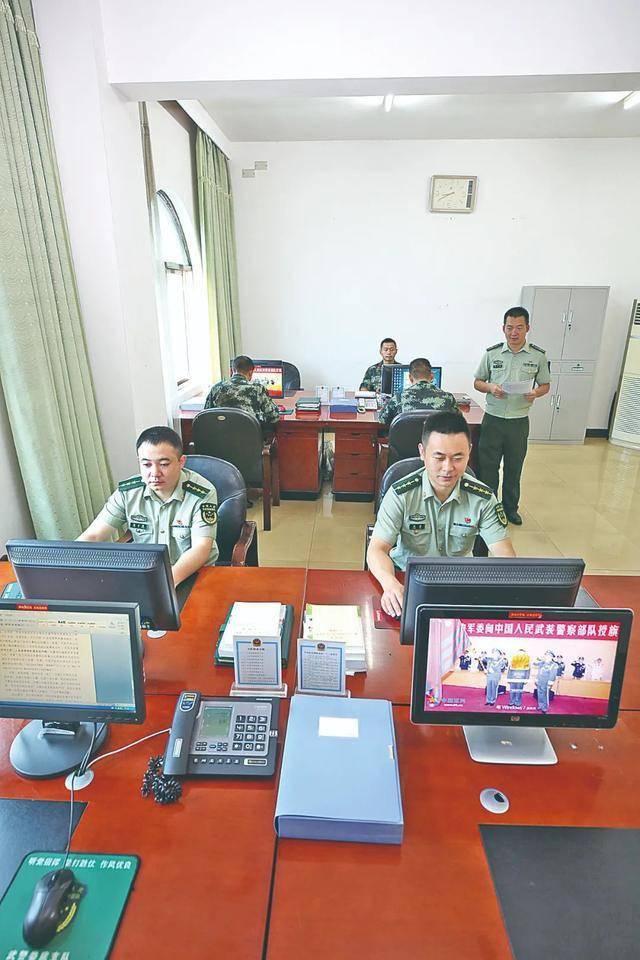 小机关怎样带大部队这篇头条整版报道告诉你