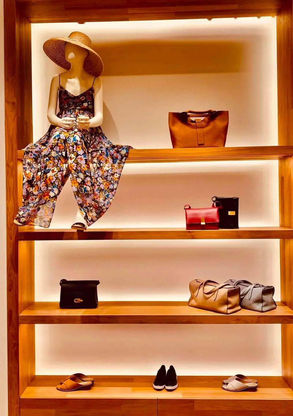 东方商厦商品陈列大赛完美落幕美丽你的眼留住你的心