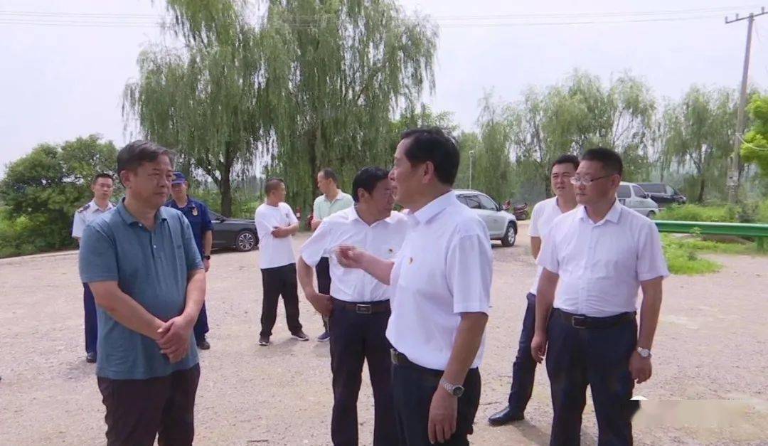 王呈宣来我县调研指导森林防火工作