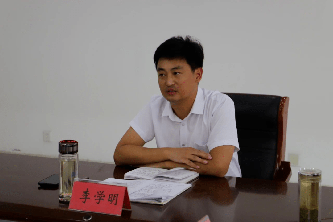 市委常委,统战部部长李学明主持会议并讲话,市人大副主任宫德胜,市