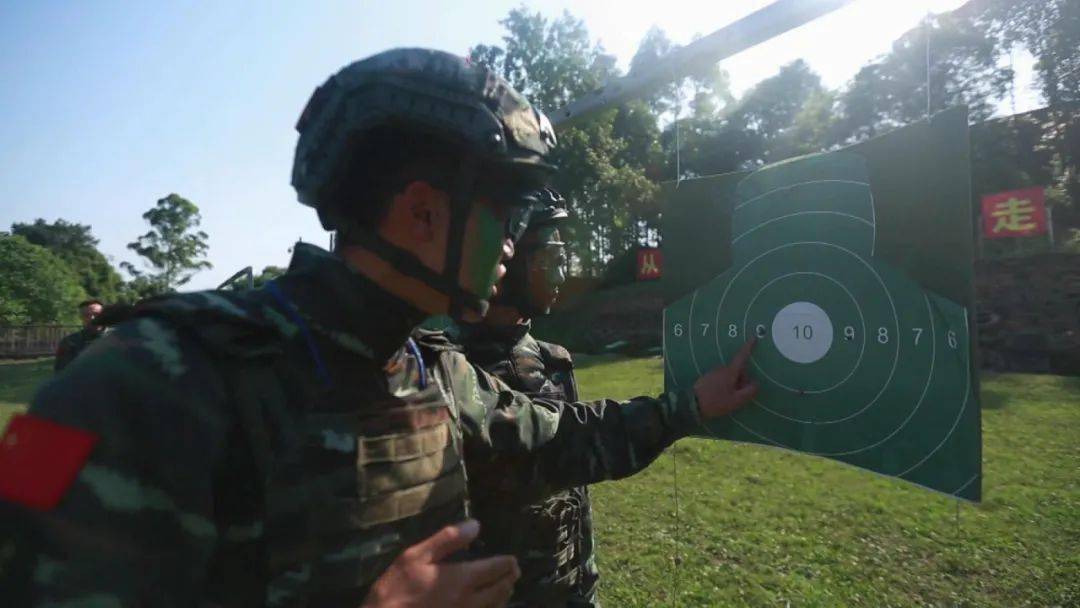 这些年来,甘文涛坚持从实战需要出发,不断更新思想