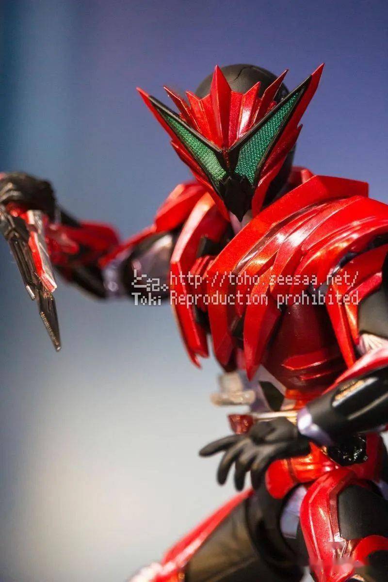 万代20年12月魂限shf假面骑士迅燃烧猎隼官博样品介绍与展图