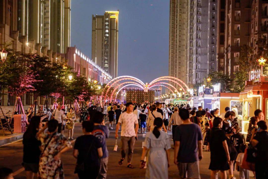 遇见徐州 | 今晚,逛夜市吧!小微和大白带你一起去"花前月下"
