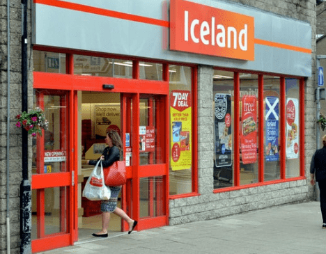英国小镇接连爆发疫情引重视,tesco超市iceland食品仓库全部"中招"!