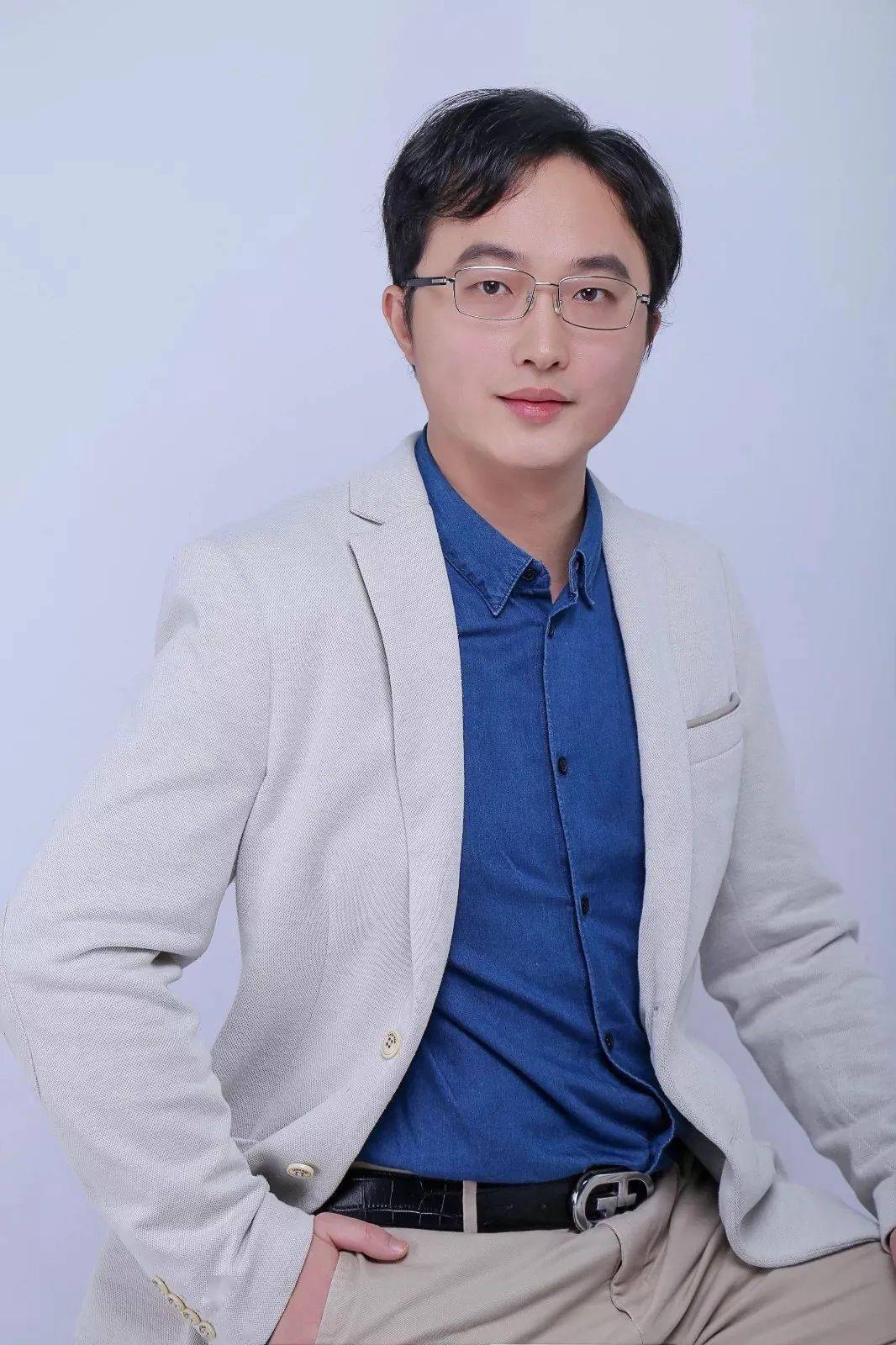 曾攀:"今日批评家"与当代中国文学_文坛