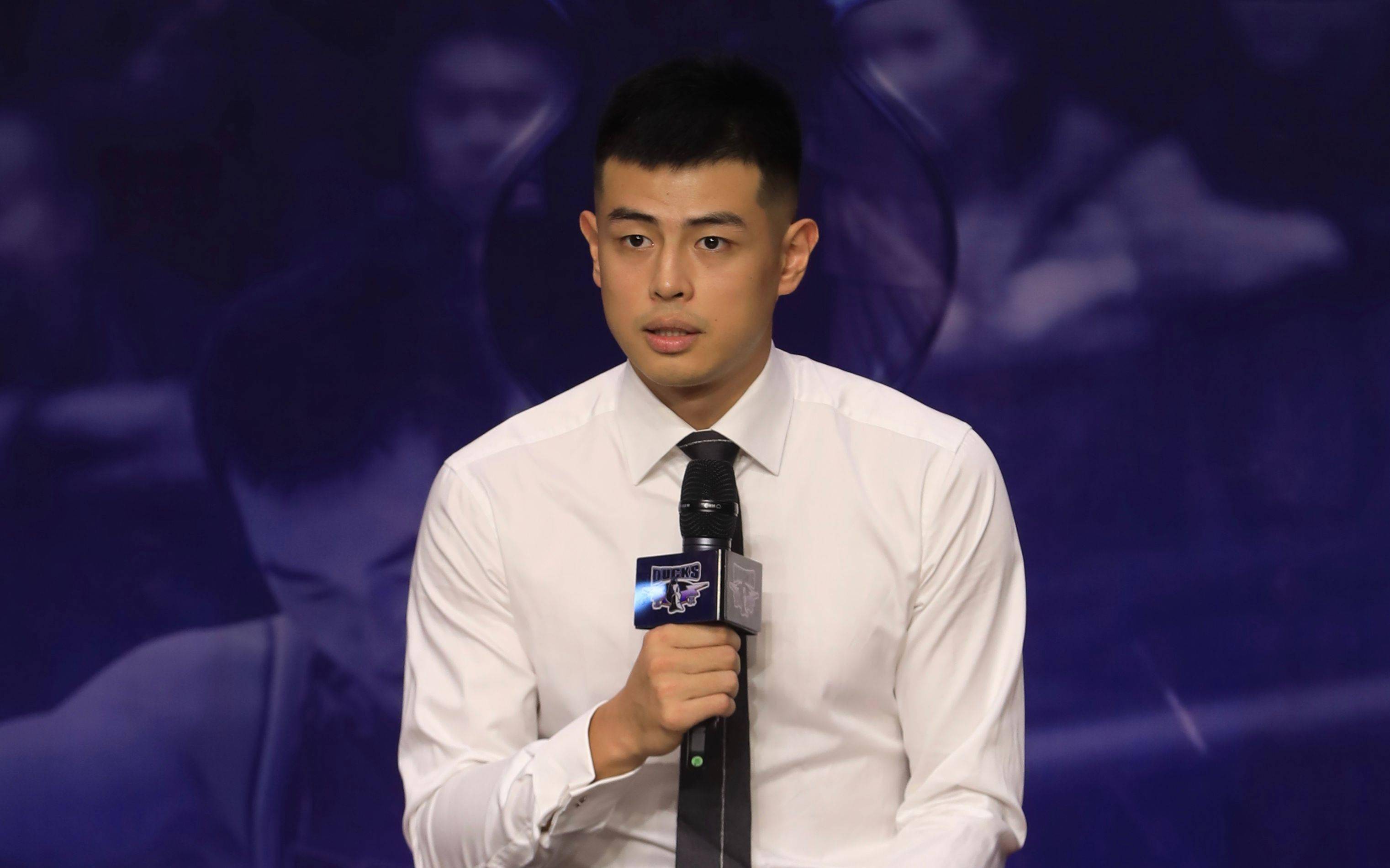 吉喆精神继续激励首钢将士方硕答谢会致敬抗疫先锋