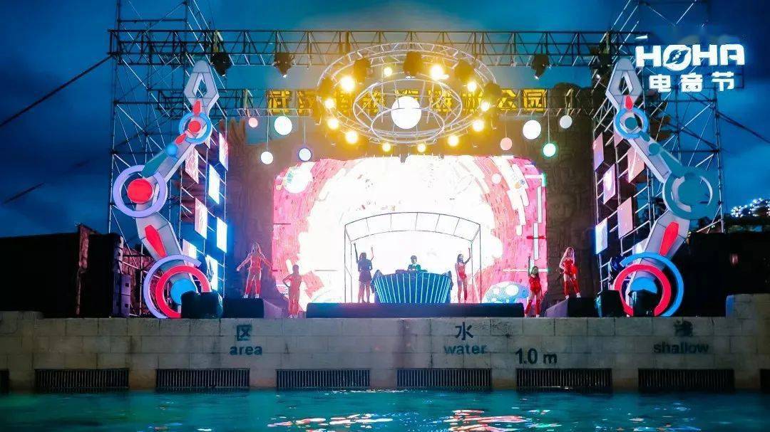 图片来自武汉玛雅海滩图片版权属于原主除了每晚邀请的嘉宾dj以外,你